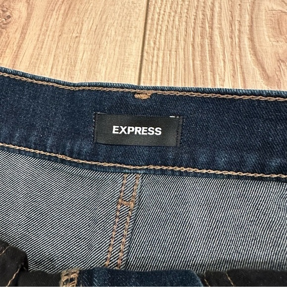 NWT Express Slim Super High Rise 4R Distressed Dark Denim - Picture 9 of 13